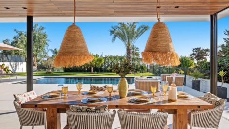 4 bedroom Villas for sale in Marbesa – R4975825