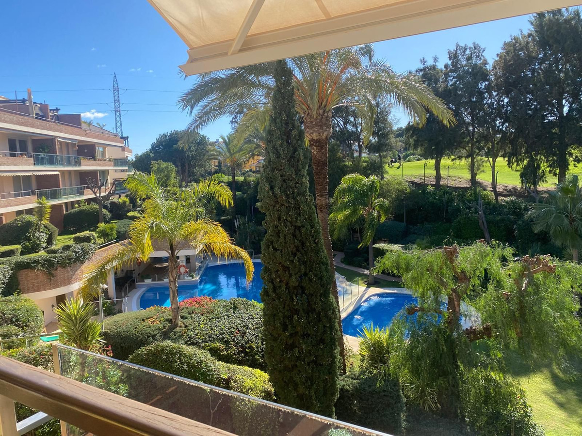 2 bedroom Apartments for sale in Riviera del Sol – R5172574
