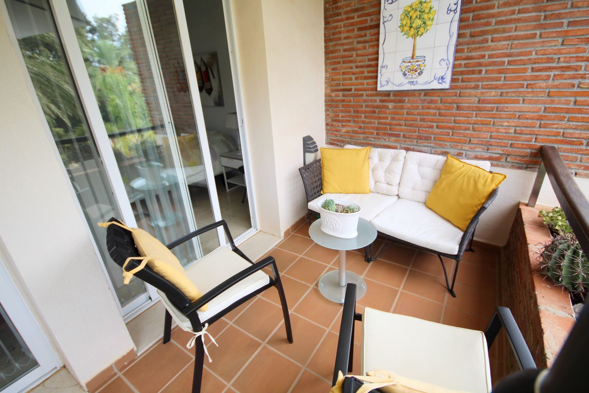 2 bedroom Apartments for sale in Riviera del Sol – R5172574