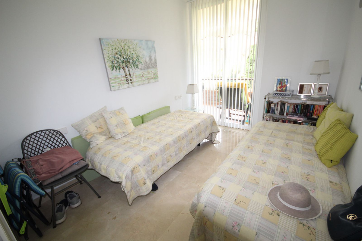 2 bedroom Apartments for sale in Riviera del Sol – R5172574