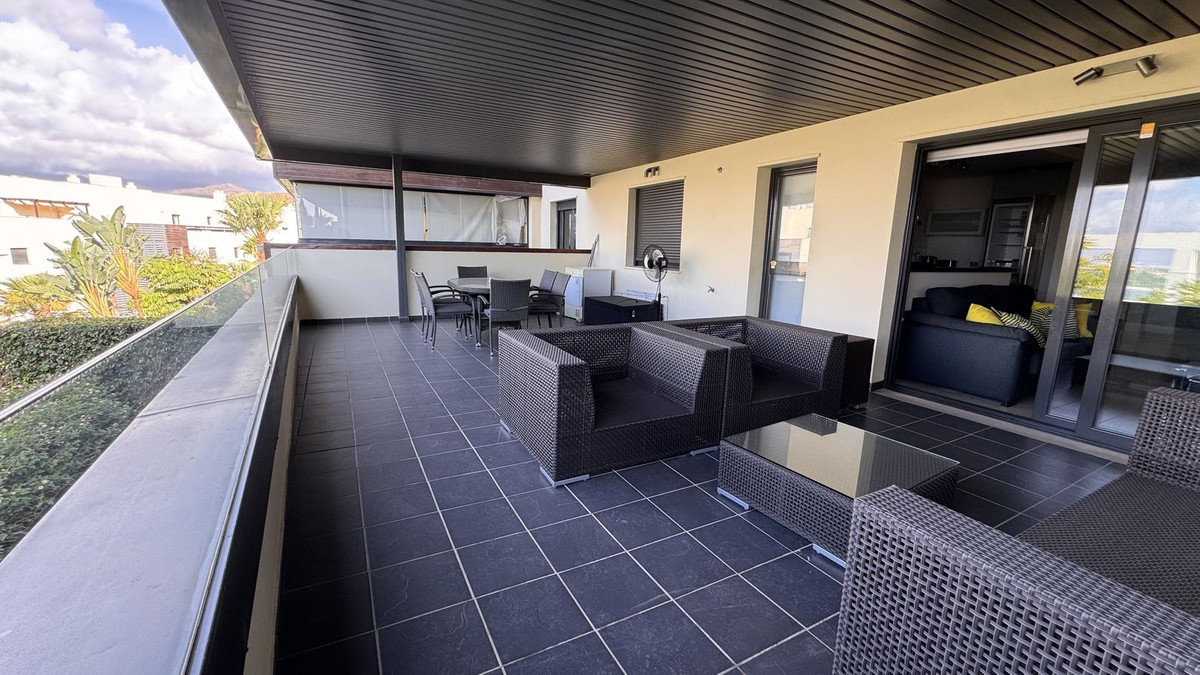 2 bedroom Apartments for sale in Los Flamingos – R5051188