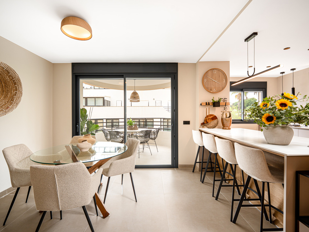 Apartamentos de 3 dormitorios en venta en Marbella – R5157580