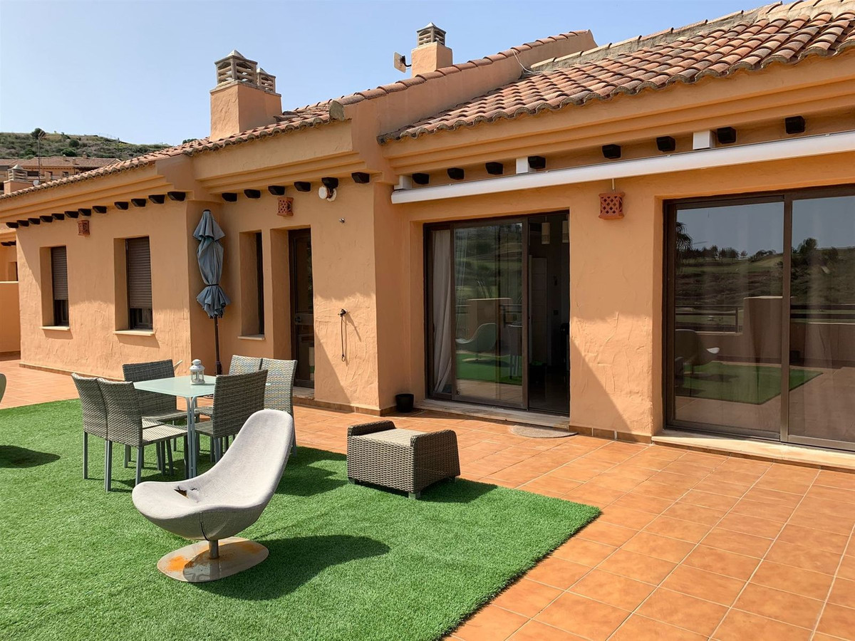 3 bedroom Penthouses for sale in La Cala de Mijas – R5020240