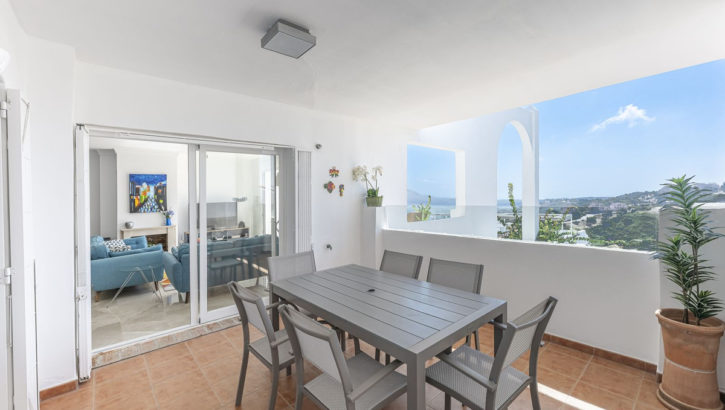 3 bedroom Apartments for sale in La Mairena – R5173501 in 