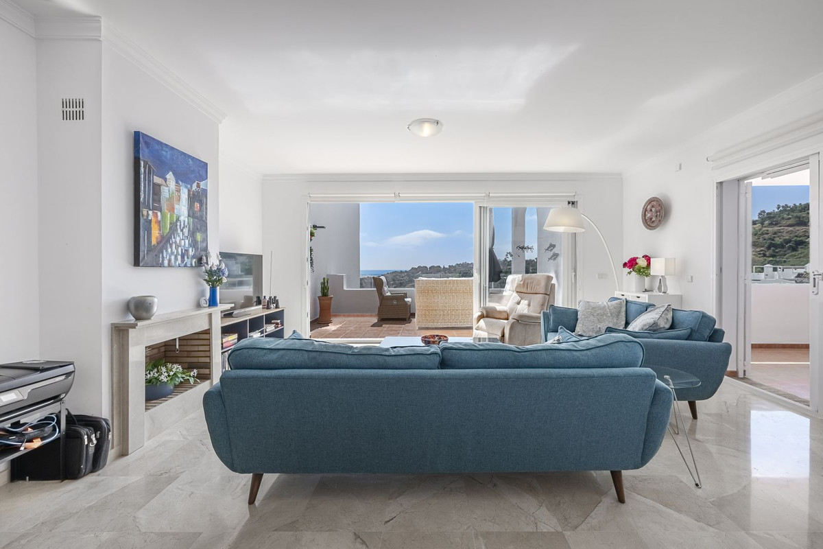 3 bedroom Apartments for sale in La Mairena – R5173501