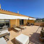 Aticos de 2 dormitorios en venta en Selwo – R4813348