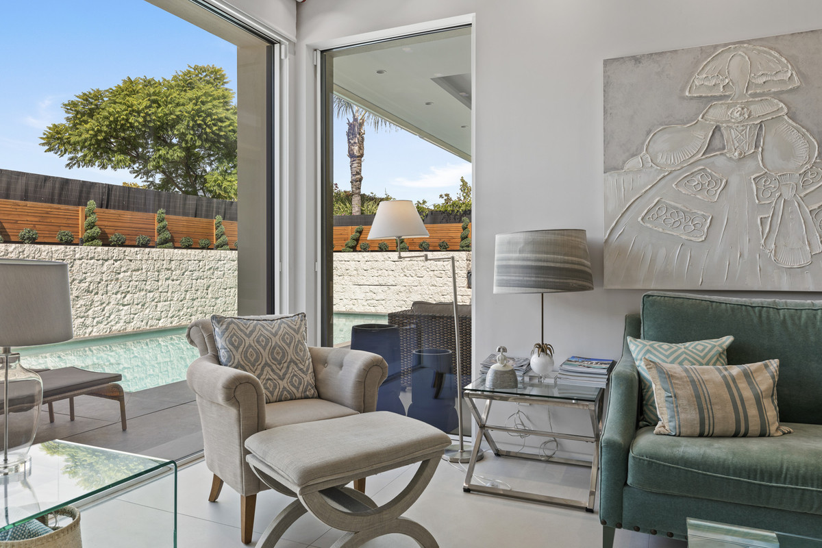 Villas de 5 dormitorios en venta en Guadalmina Alta – R5182648