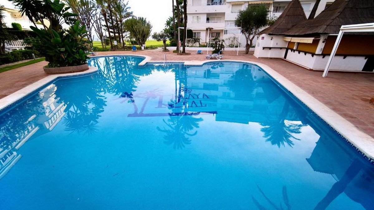3 bedroom Apartments for sale in Marbella – R5169316