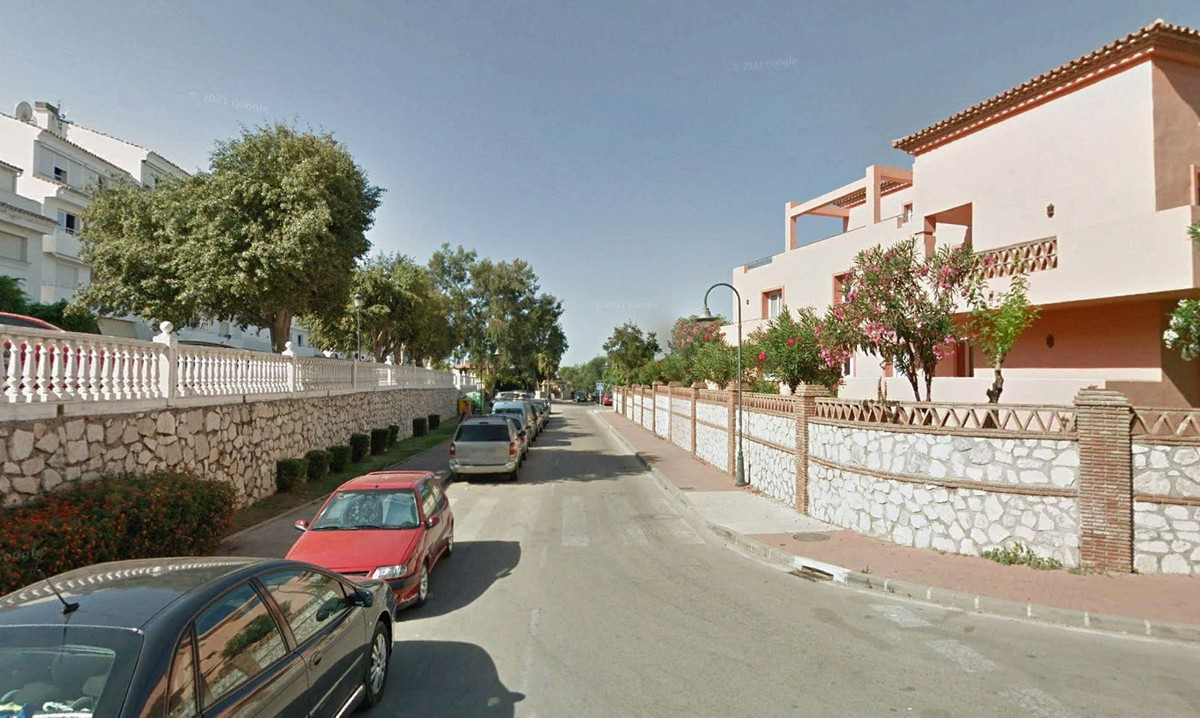 3 bedroom Apartments for sale in Marbella – R5169316