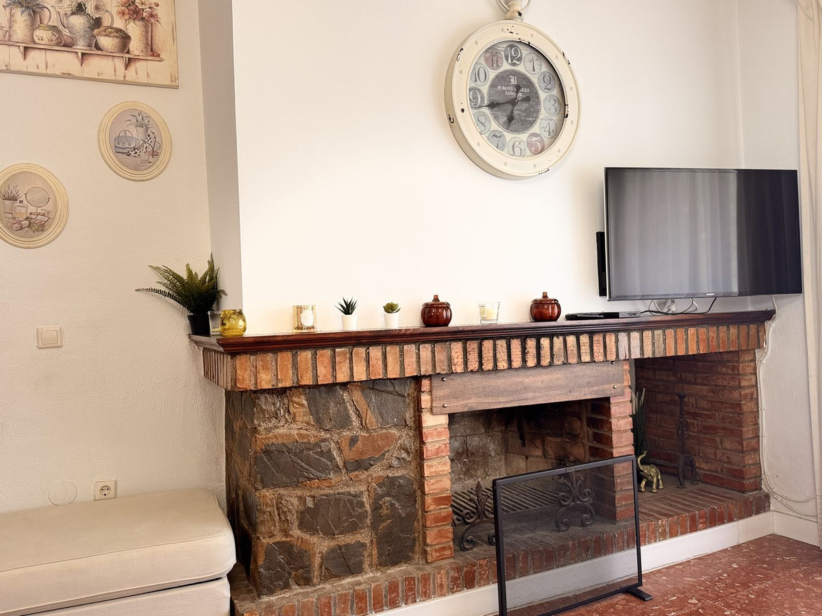 3 bedroom Villas for sale in Marbesa – R5185990