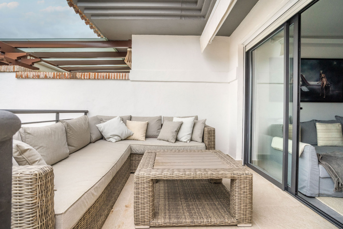 2 bedroom Penthouses for sale in Los Arqueros – R5200330 2 bedroom Penthouses for sale in Los Arqueros – R5200330