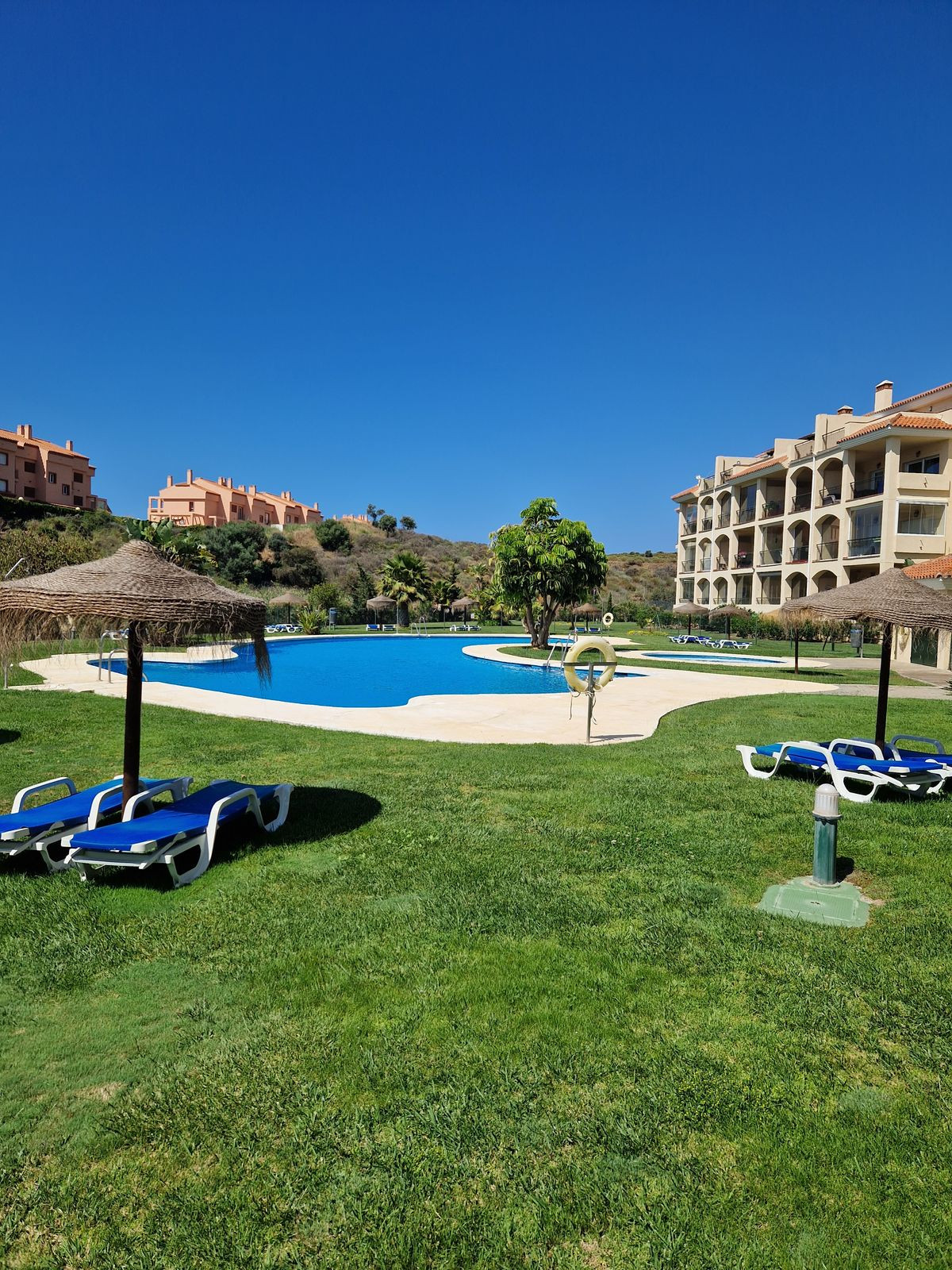 Aticos de 3 dormitorios en venta en Mijas – R4325074