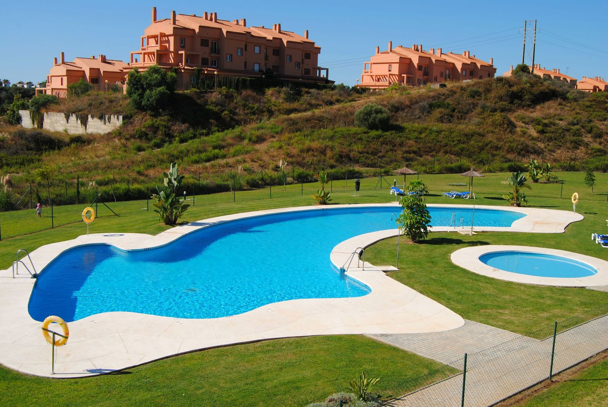 Aticos de 3 dormitorios en venta en Mijas – R4325074