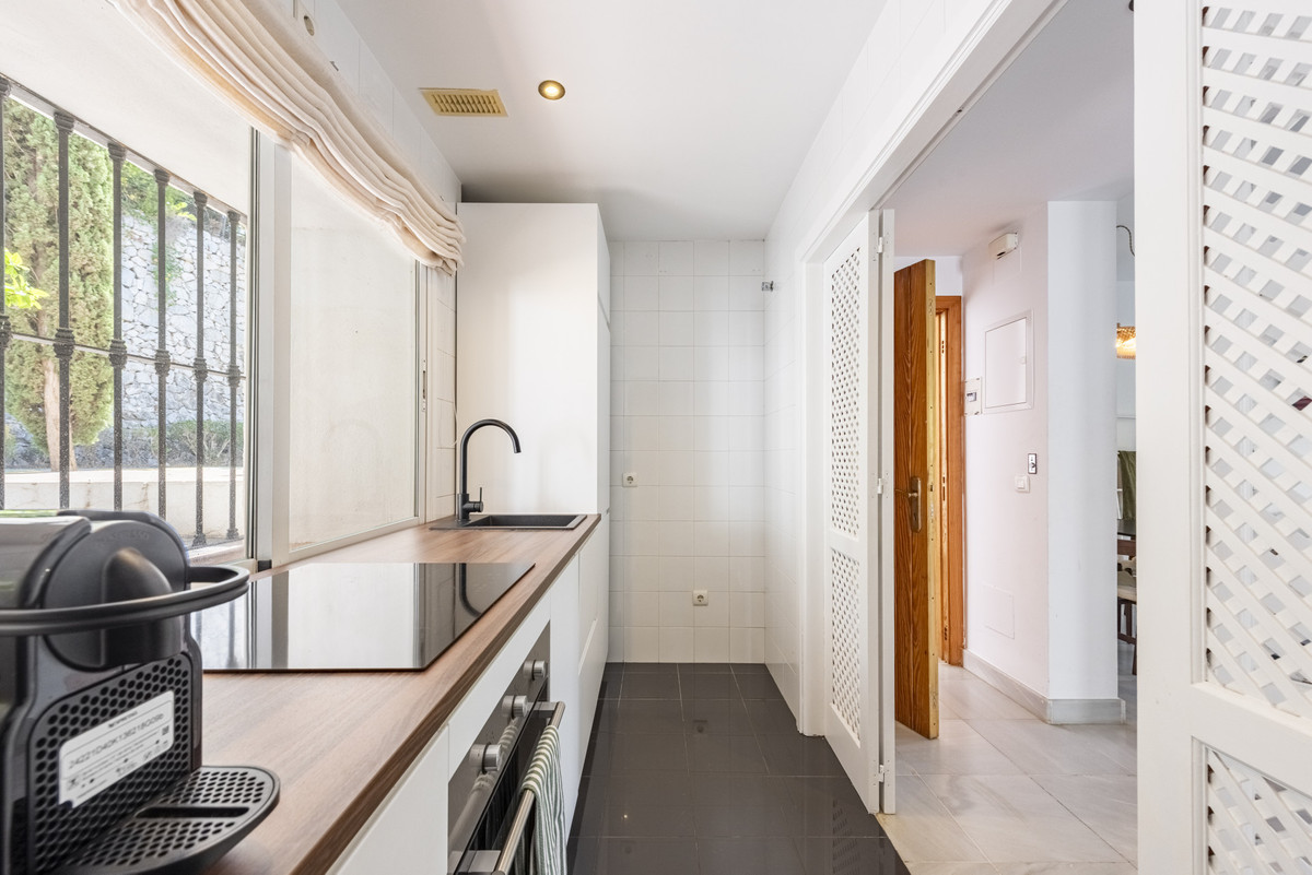 2 bedroom Apartments for sale in La Quinta – R5169115