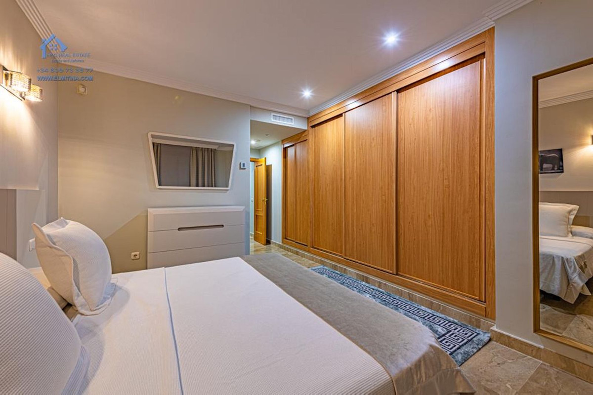 Apartamentos de 2 dormitorios en venta en Nueva Milla de Oro – R4298473