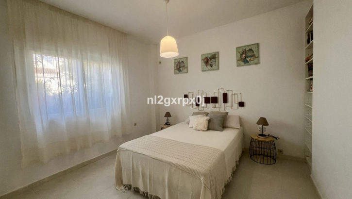 Villas de 3 dormitorios en venta en Reserva de Marbella – R5194060 en 