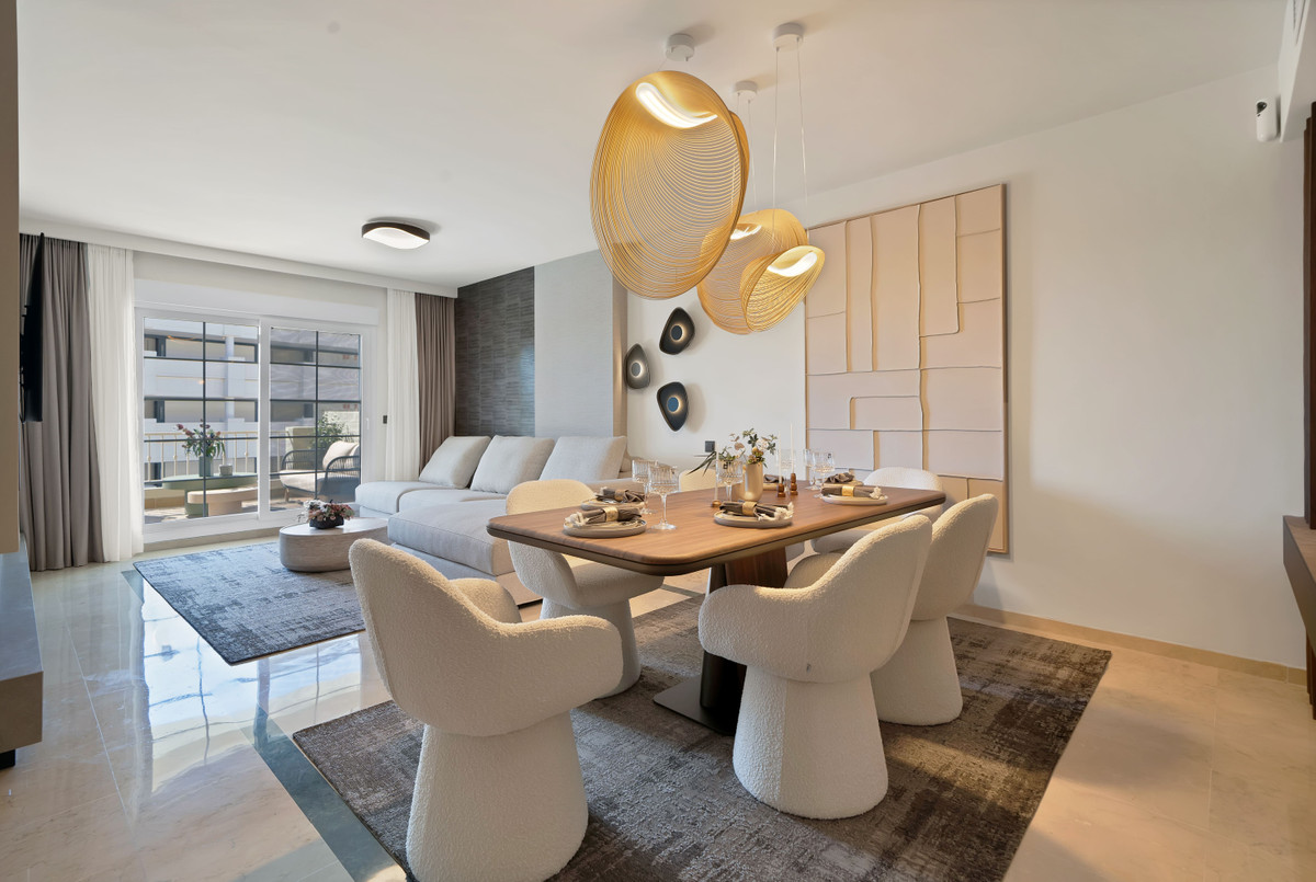 2 bedroom Apartments for sale in Marbella – R5185486