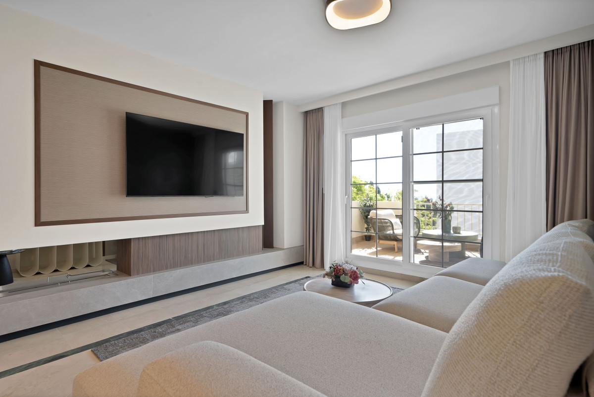 2 bedroom Apartments for sale in Marbella – R5185486