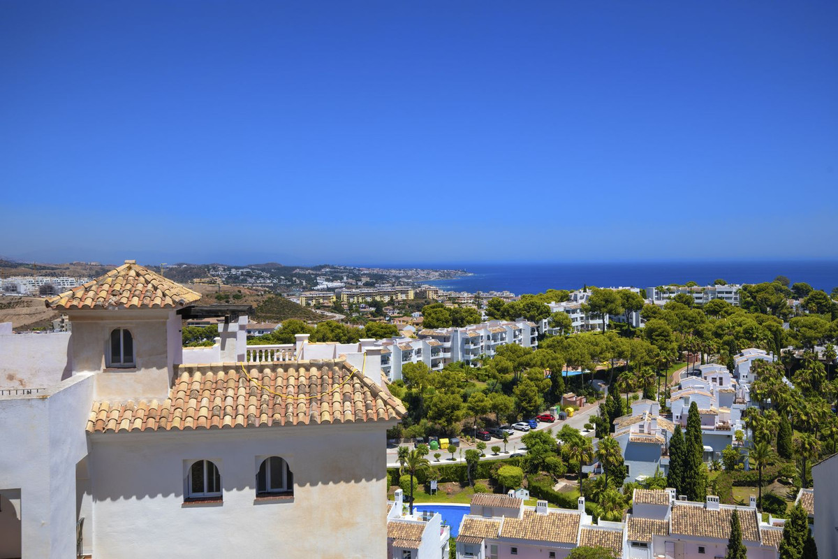 Apartamentos de 4 dormitorios en venta en Riviera del Sol – R5192245