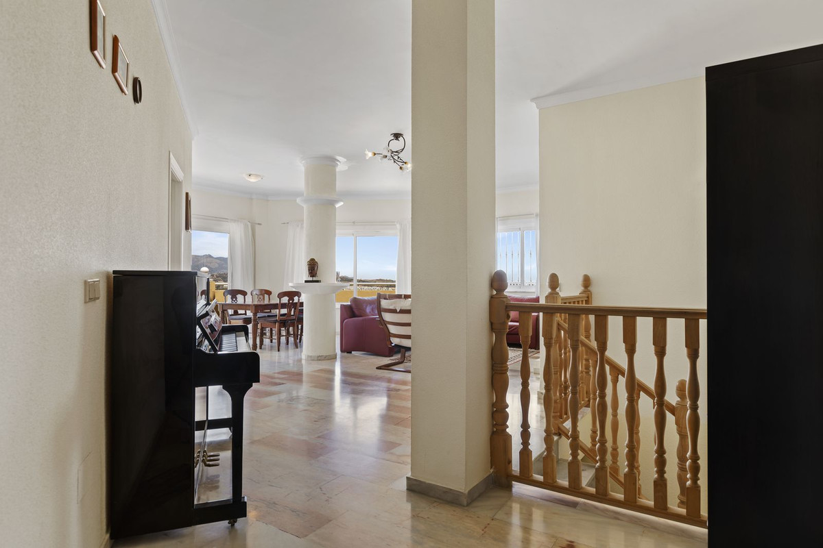 Apartamentos de 4 dormitorios en venta en Riviera del Sol – R5192245