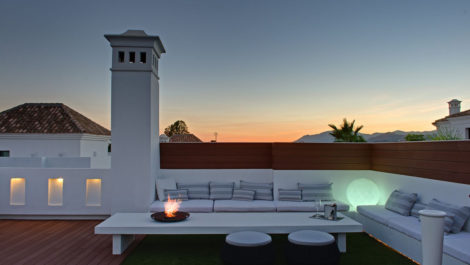 5 bedroom Villas for sale in Milla de Oro – R5157004