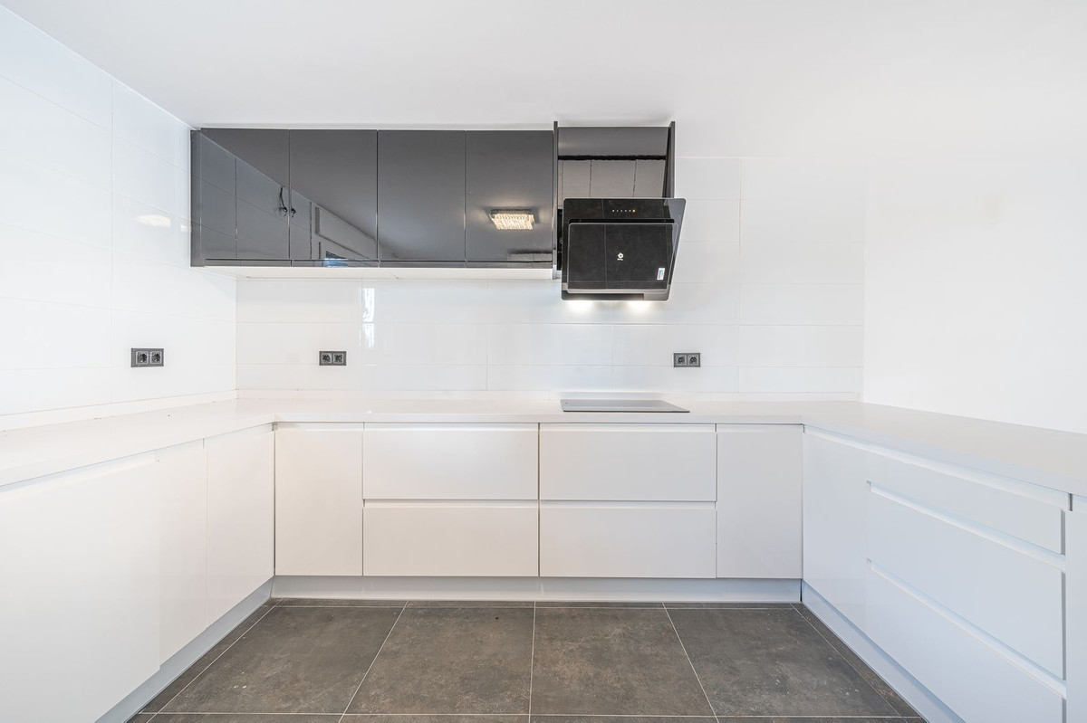 Adosados de 3 dormitorios en venta en Marbella – R5186383