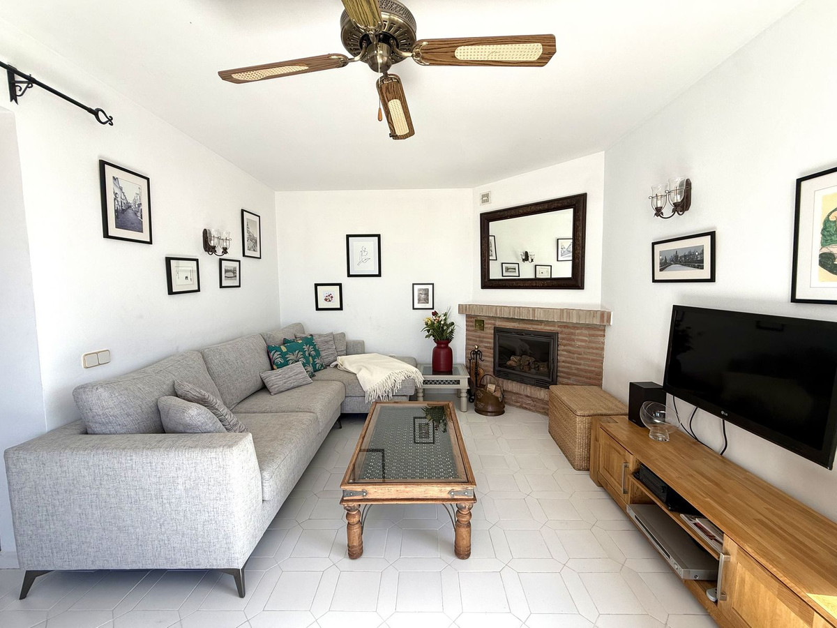 3 bedroom Penthouses for sale in Riviera del Sol – R5189392