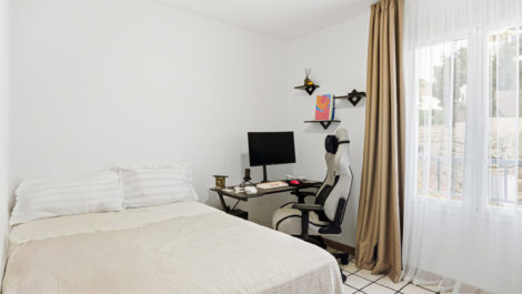 2 bedroom Apartments for sale in Riviera del Sol – R5195644