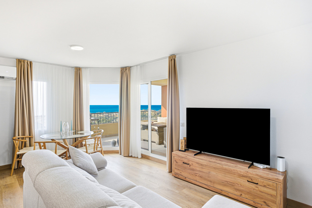 2 bedroom Apartments for sale in Riviera del Sol – R5195644