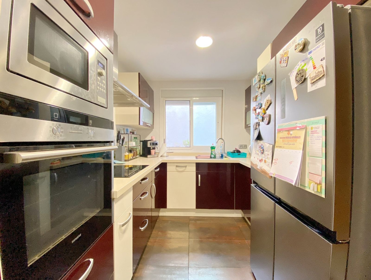 3 bedroom Apartments for sale in Marbella – R5191933