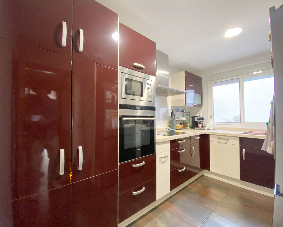 3 bedroom Apartments for sale in Marbella – R5191933