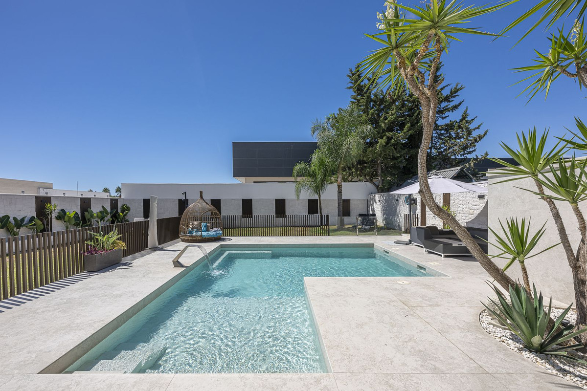 3 bedroom Villas for sale in Nueva Milla de Oro – R5156197