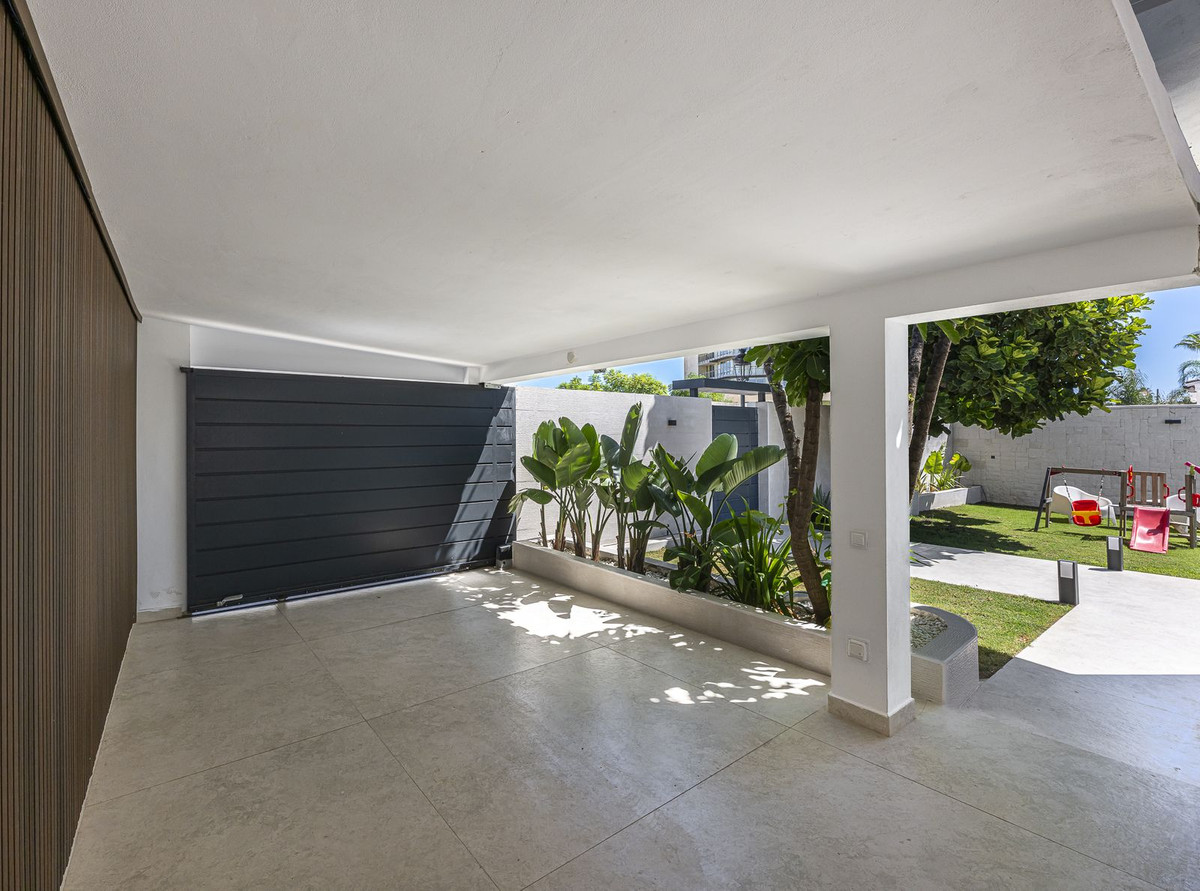 3 bedroom Villas for sale in Nueva Milla de Oro – R5156197