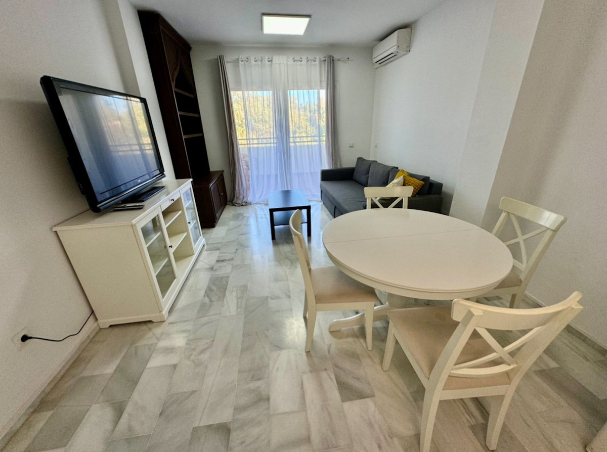 Apartamentos de 3 dormitorios en venta en Guadalmina Baja – R5179687