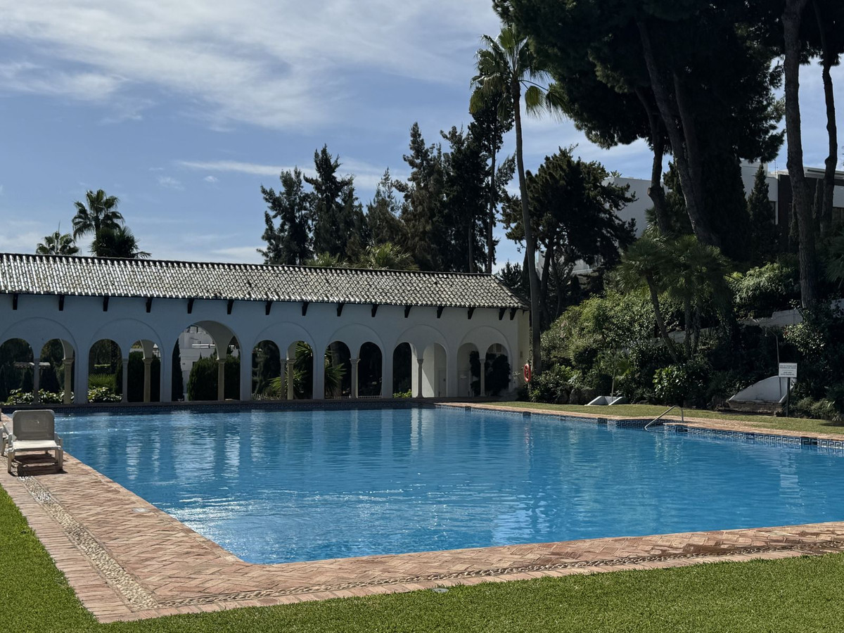 3 bedroom Apartments for sale in Marbella – R5169424