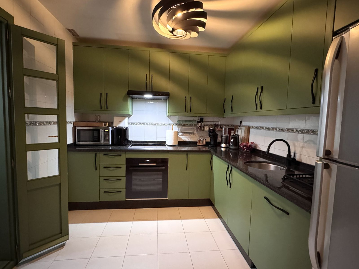 3 bedroom Apartments for sale in Marbella – R5169424