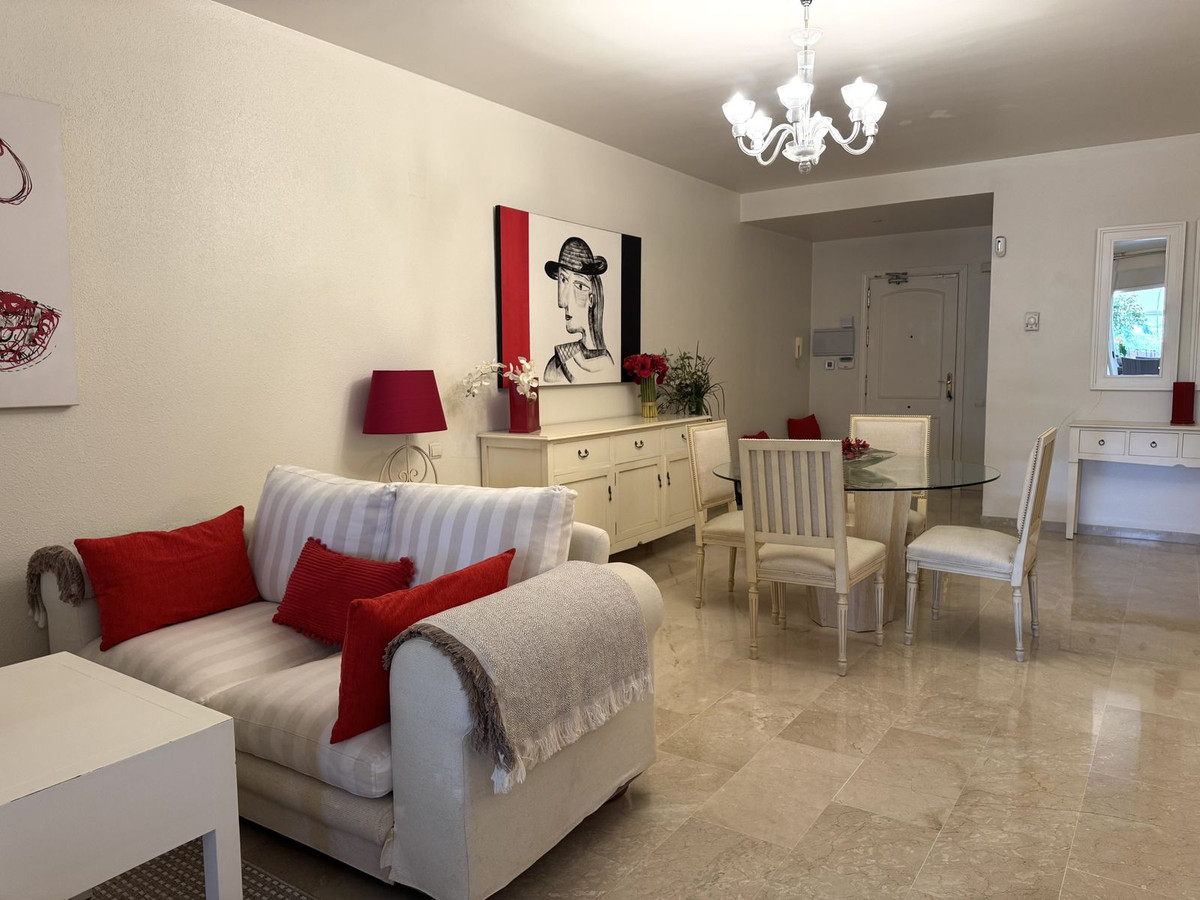 3 bedroom Apartments for sale in Marbella – R5169424