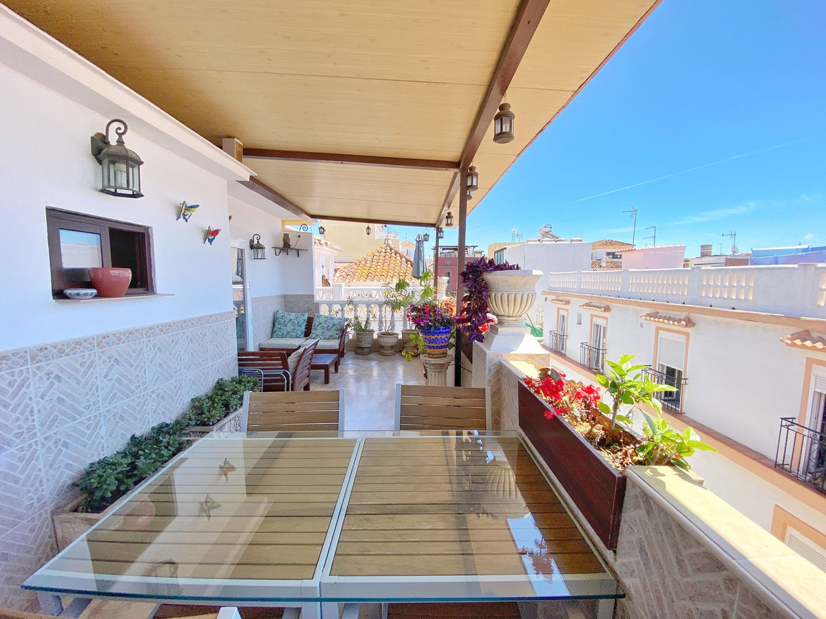 1 bedroom Penthouses for sale in Marbella – R5186044