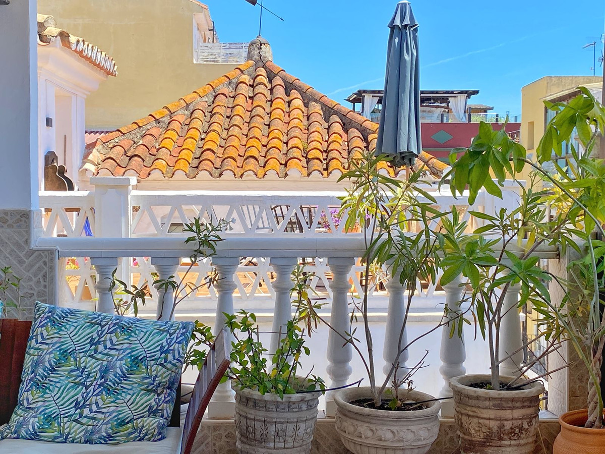 1 bedroom Penthouses for sale in Marbella – R5186044