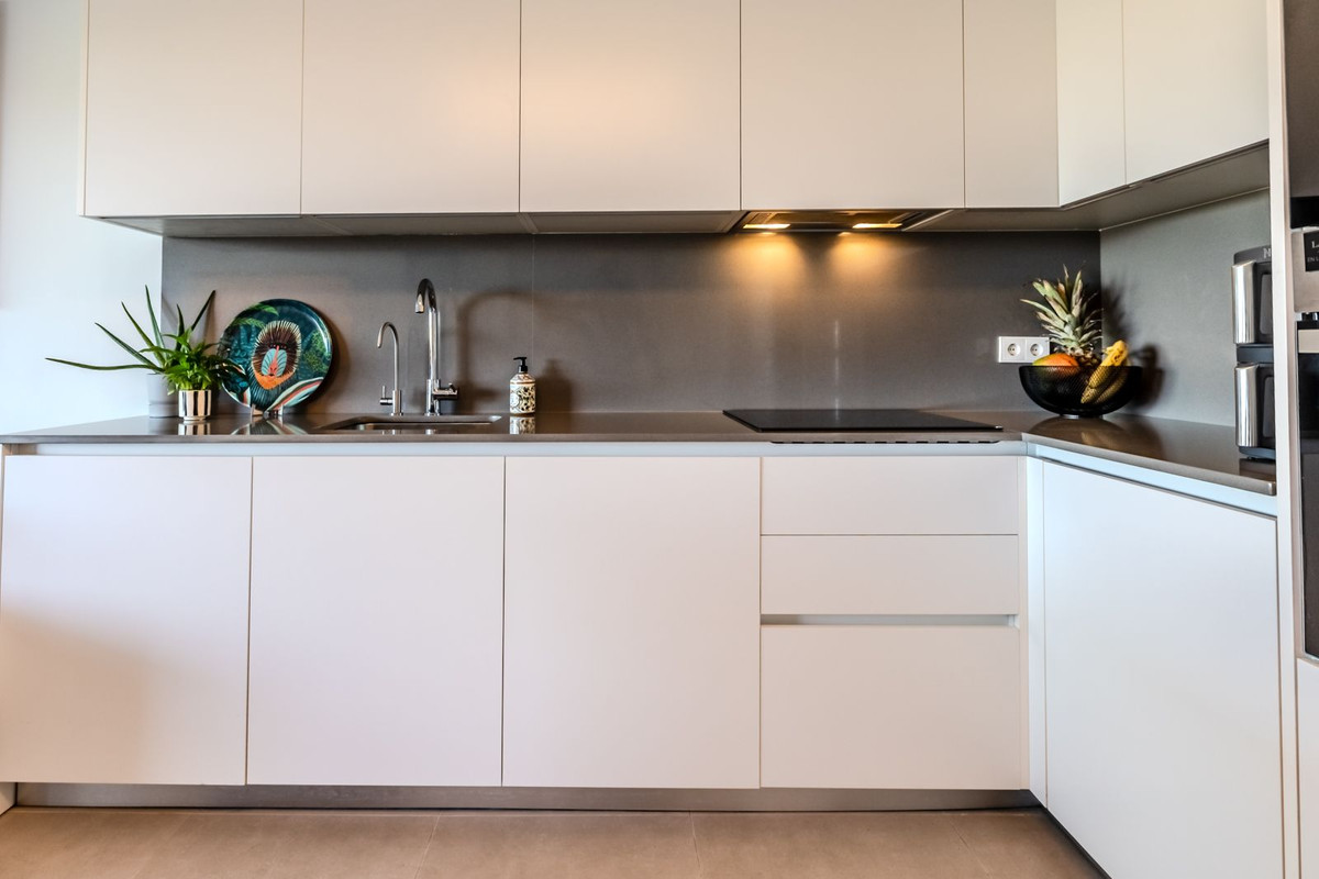 Aticos de 2 dormitorios en venta en Nueva Milla de Oro – R5079931