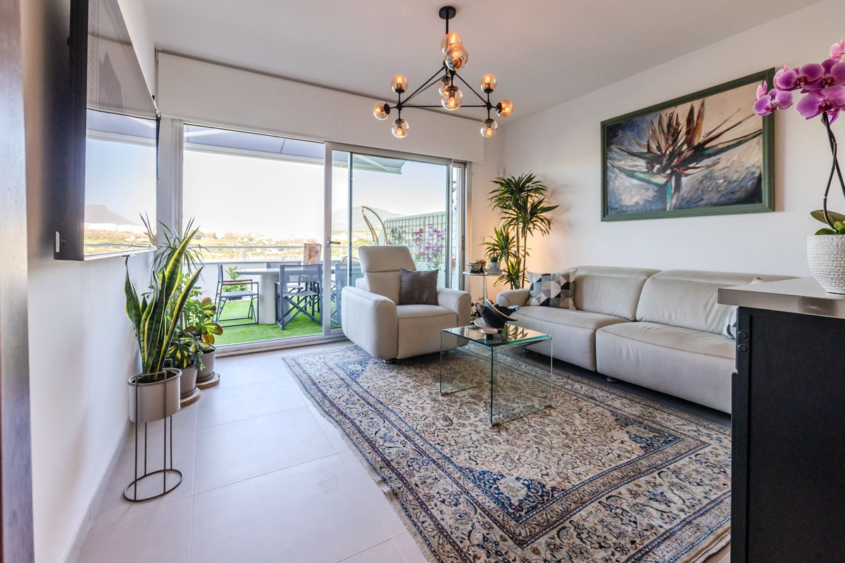 Aticos de 2 dormitorios en venta en Nueva Milla de Oro – R5079931