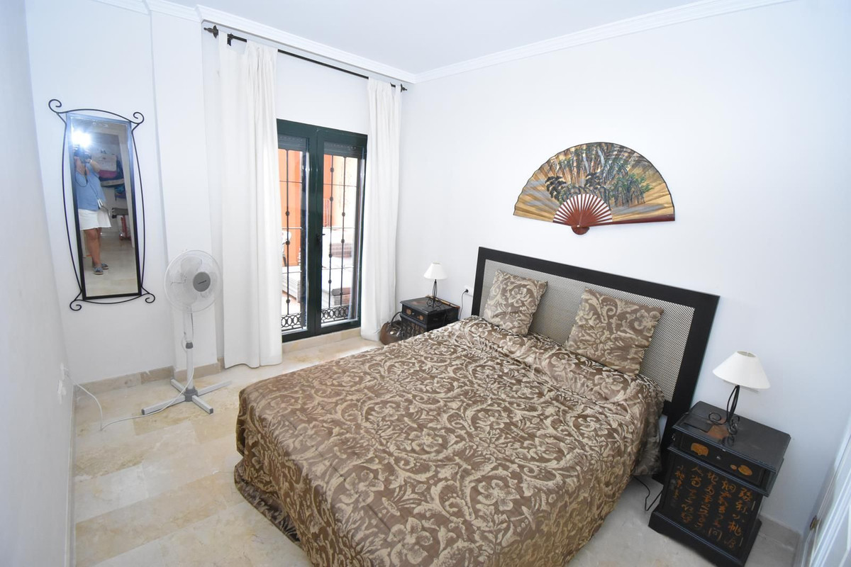 2 bedroom Apartments for sale in Elviria – R5168635