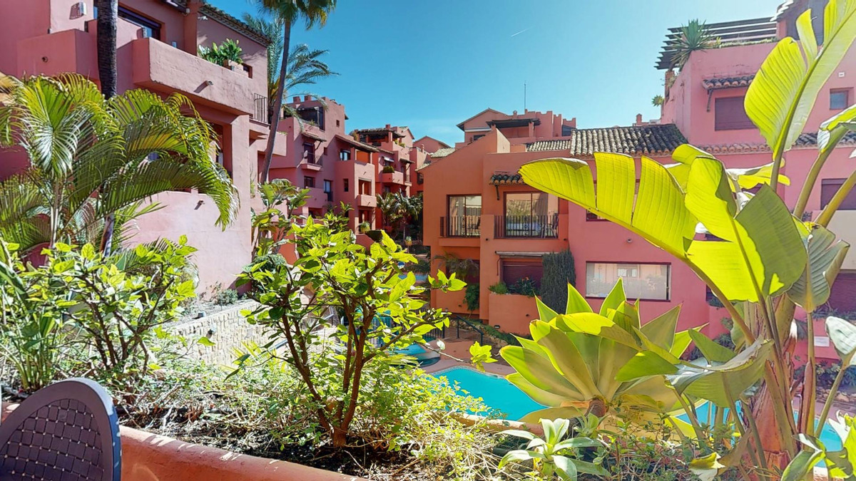 3 bedroom Apartments for sale in Marbella – R5182729