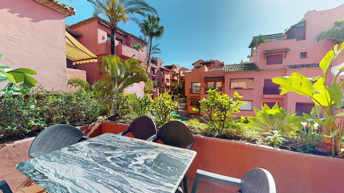 3 bedroom Apartments for sale in Marbella – R5182729