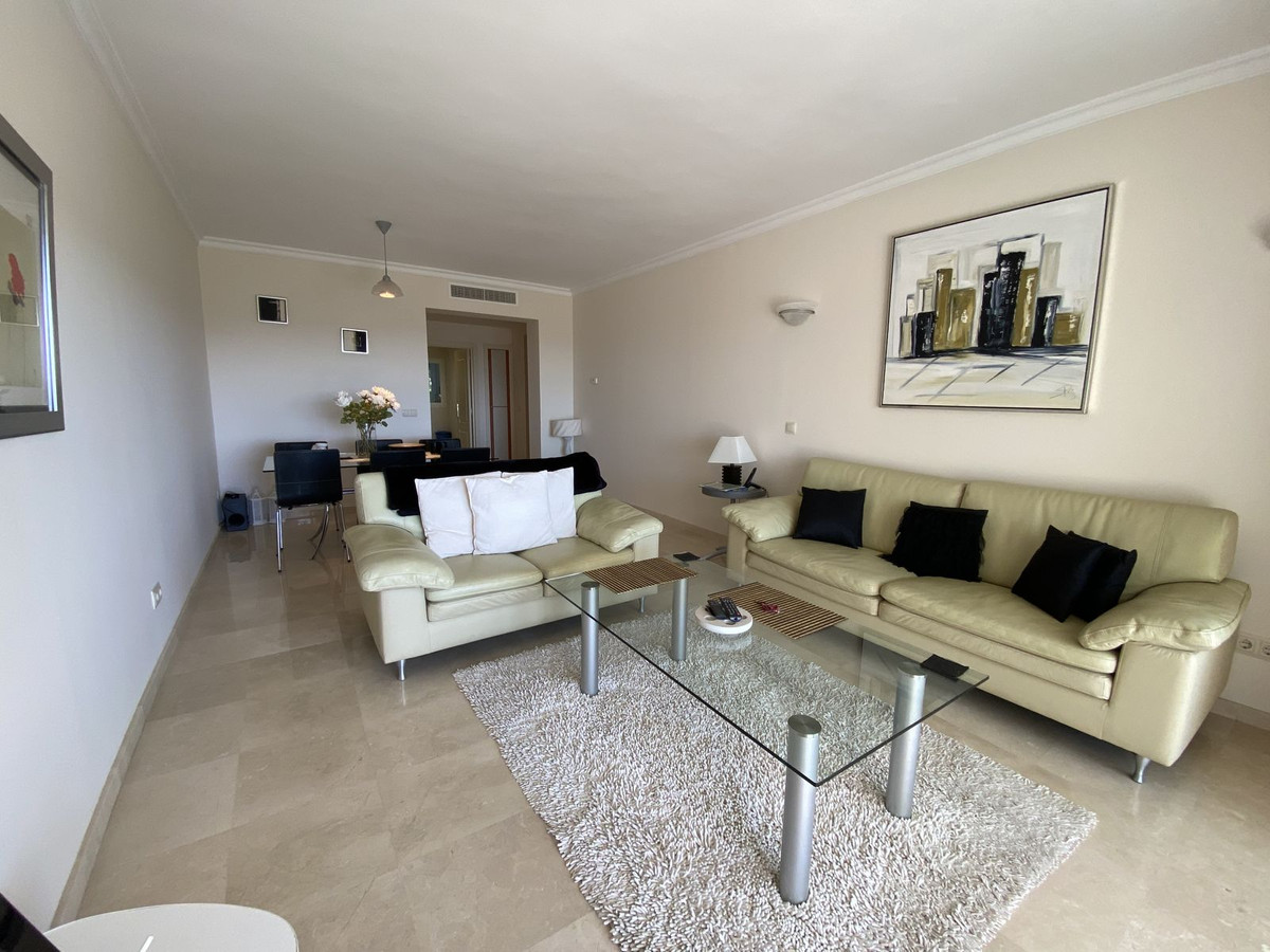2 bedroom Apartments for sale in La Quinta – R5183965