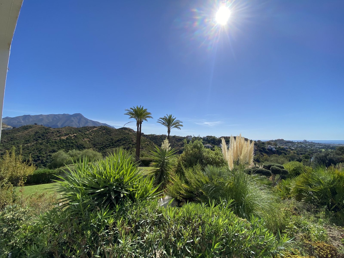 2 bedroom Apartments for sale in La Quinta – R5183965