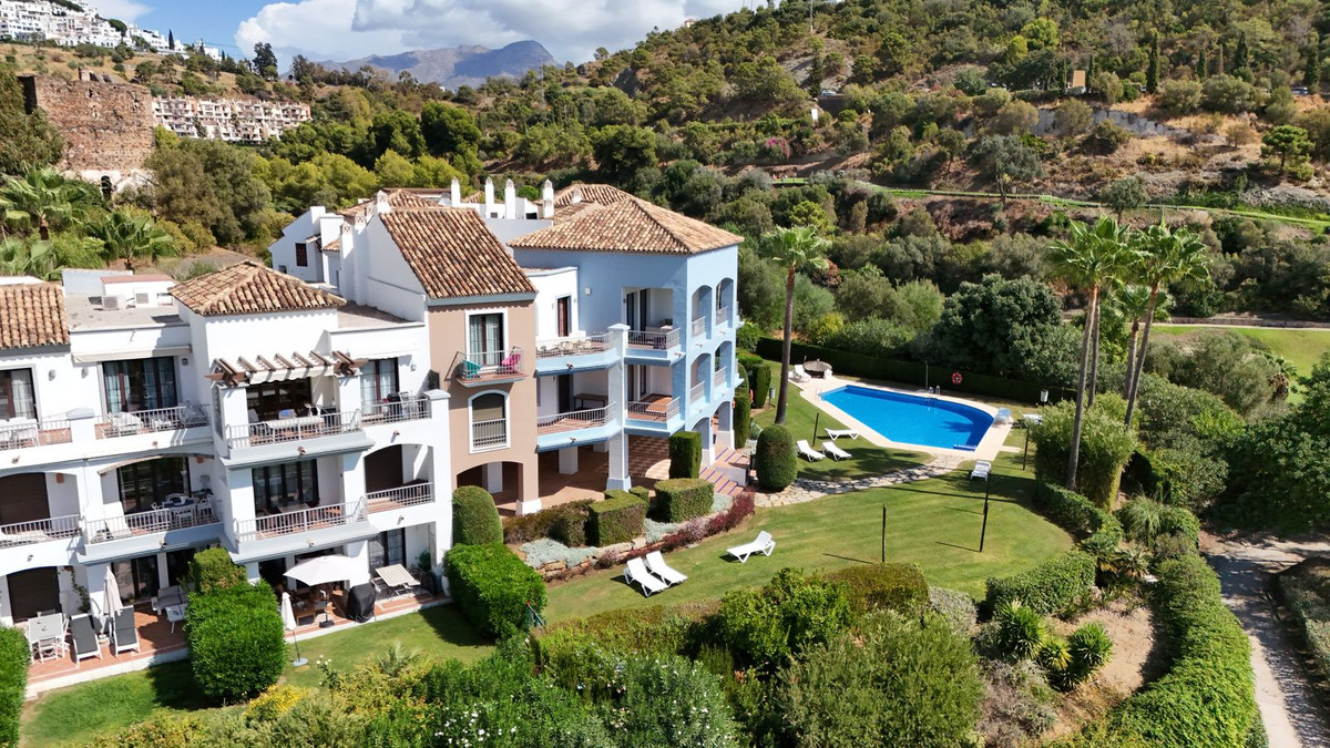 Aticos de 3 dormitorios en venta en Los Arqueros – R5180002