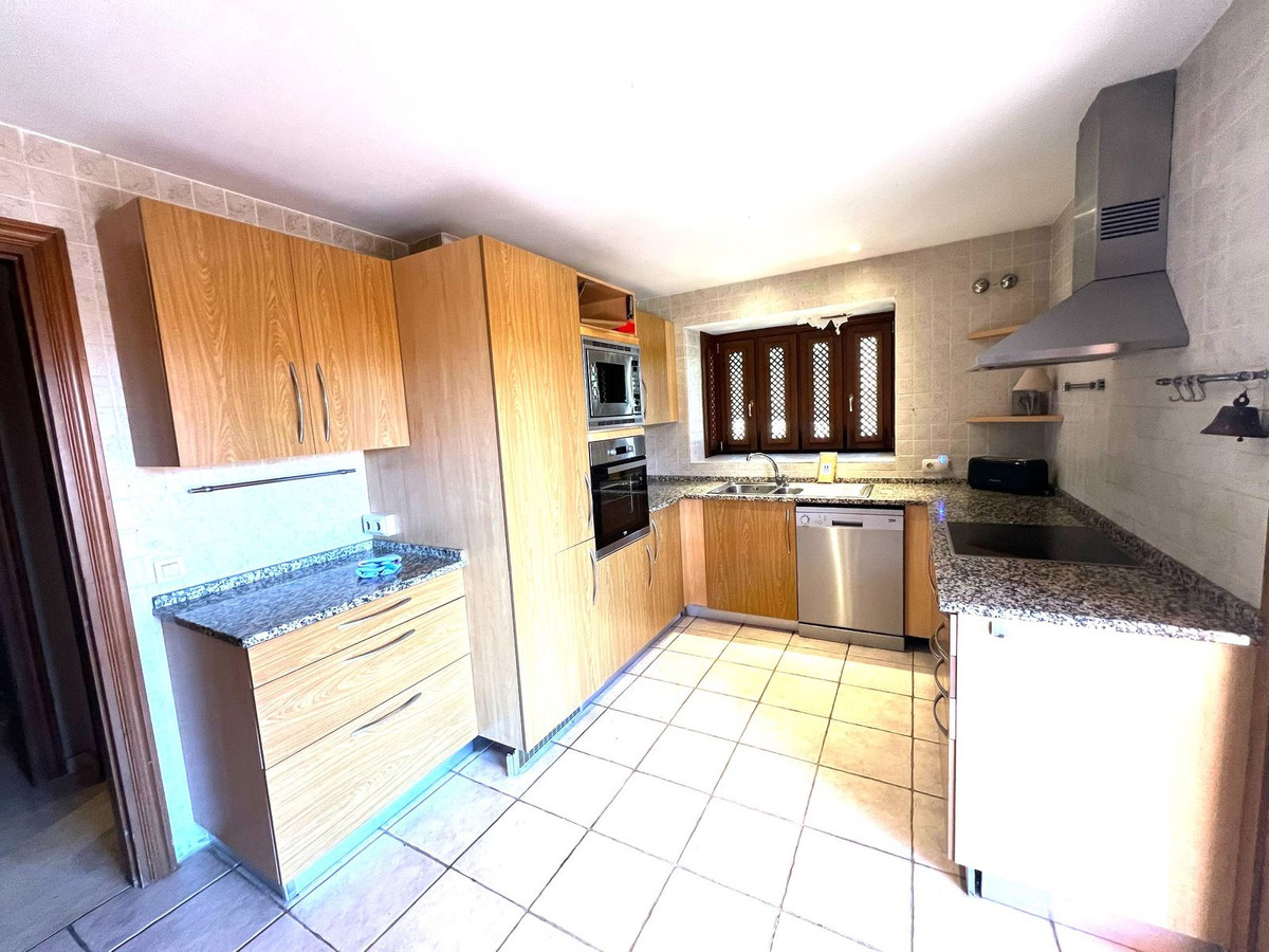 Pareados de 5 dormitorios en venta en Riviera del Sol – R5020108