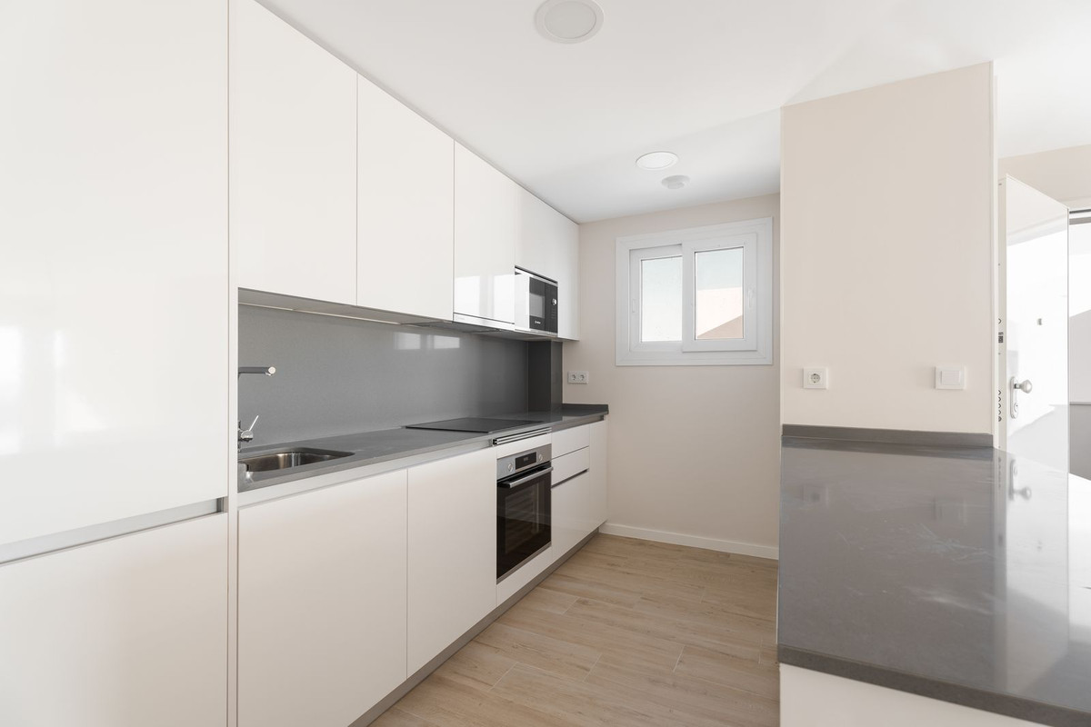Adosados de 4 dormitorios en venta en La Cala de Mijas – R4930036 Adosados de 4 dormitorios en venta en La Cala de Mijas – R4930036