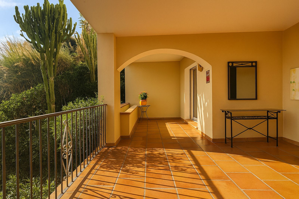2 bedroom Apartments for sale in Los Arqueros – R5191534